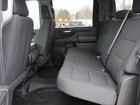 Used 2020 Chevrolet Silverado 2500 Custom w/ Custom Value Package image 7