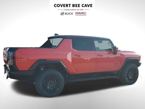 New 2025 GMC Hummer EV 2X w/ LPO, Dark Essentials Package image 10