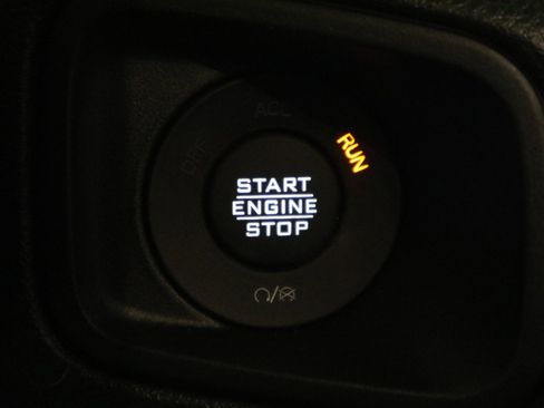 New 2026 Jeep Wrangler Unlimited Sport image 32