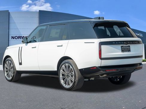 New 2026 Land Rover Range Rover Long Wheelbase SE AWD/4WD image 6
