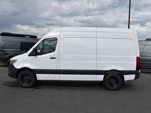 New 2025 Mercedes-Benz Sprinter 2500 image 3