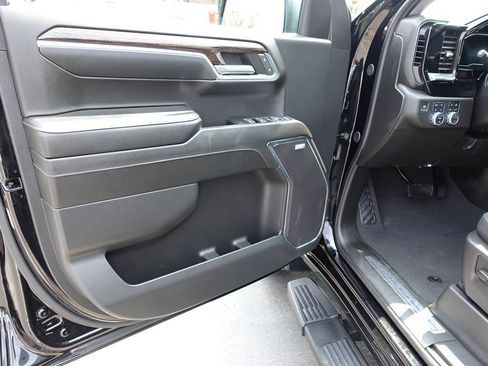 Used 2024 GMC Sierra 1500 Elevation w/ Elevation Premium Package AWD/4WD image 16