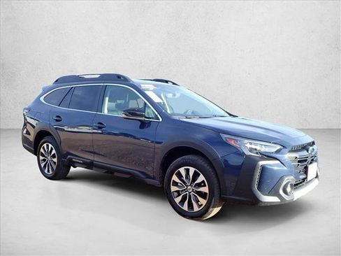 Certified 2025 Subaru Outback Limited AWD/4WD image 6