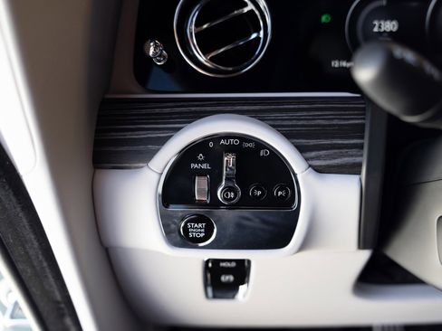 Used 2024 Rolls-Royce Spectre w/ Spectre Launch Package AWD/4WD image 34
