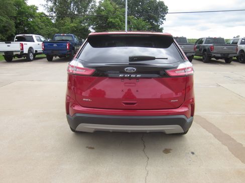 Used 2024 Ford Edge SEL w/ Convenience Package AWD/4WD image 5