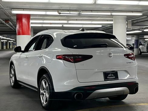 Used 2018 Alfa Romeo Stelvio Ti AWD/4WD image 4