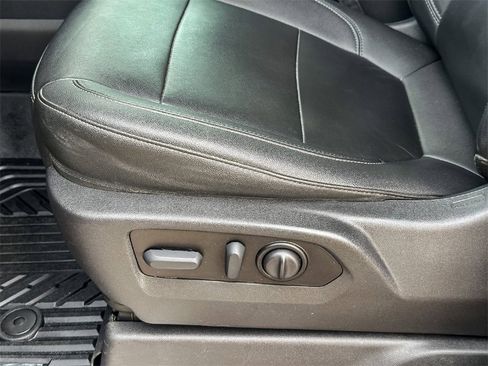 Used 2022 Chevrolet Silverado 1500 LT Trail Boss w/ Convenience Package II image 15