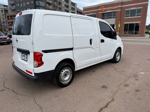 Used 2021 Nissan NV200 S w/ Back Door Glass Package image 3