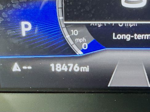 Used 2024 Volkswagen Tiguan Wolfsburg Edition image 19