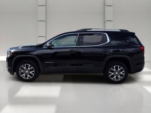 Used 2023 GMC Acadia SLT FWD image 2