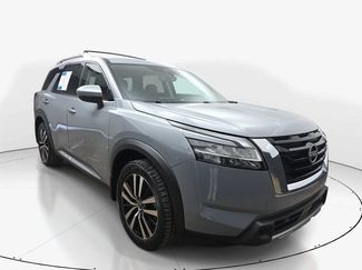 Used 2024 Nissan Pathfinder Platinum w/ Cargo Package FWD video 3