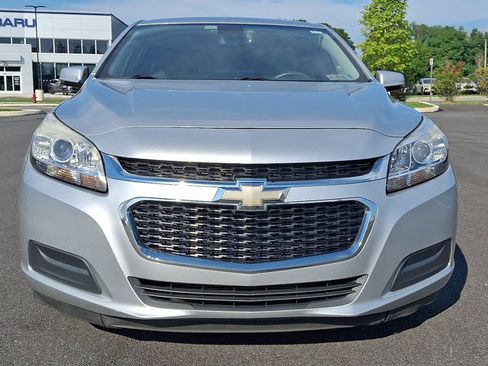 Used 2015 Chevrolet Malibu LT w/ Power Convenience Package FWD image 2