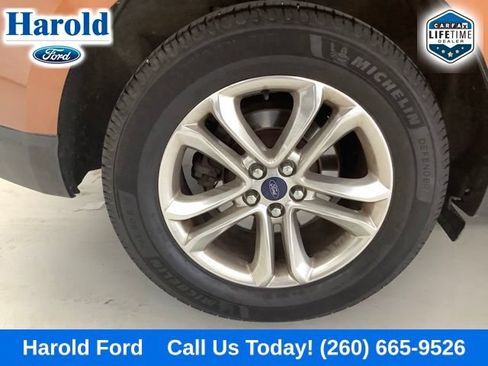 Used 2017 Ford Edge SEL w/ Equipment Group 201A AWD/4WD image 8