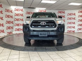 Used 2017 Toyota Tacoma SR AWD/4WD video 2