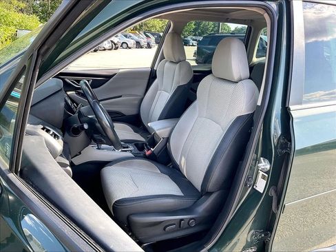 Used 2023 Subaru Forester Premium AWD/4WD image 9