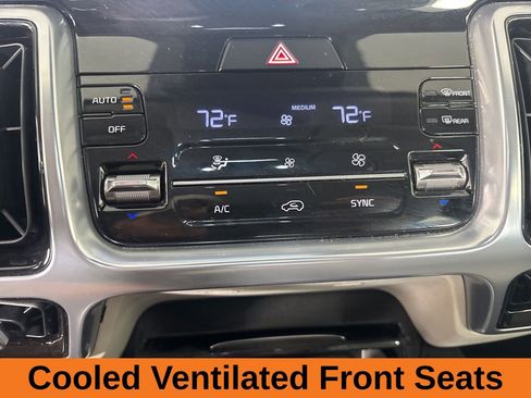 Used 2023 Kia Sorento SX AWD/4WD image 17