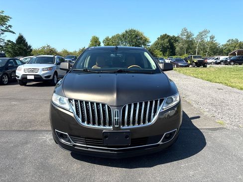 Used 2011 Lincoln MKX AWD w/ 102A Rapid Spec Order Code image 9