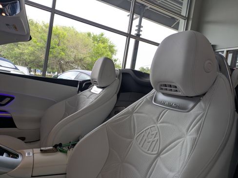 New 2026 Mercedes-Benz Maybach SL 680 image 11