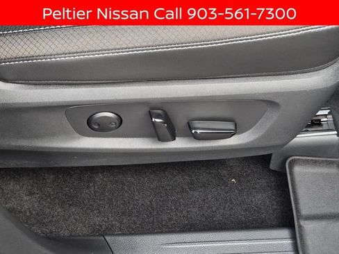 Certified 2025 Nissan Pathfinder SL w/ SL Premium Package FWD image 15