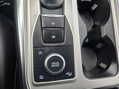 Used 2023 Ford Explorer XLT w/ Equipment Group 202A image 16