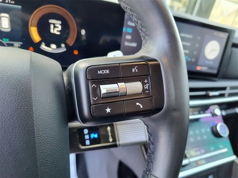 Used 2024 Hyundai Santa Fe SEL image 28