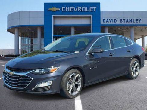 Used 2023 Chevrolet Malibu LT FWD image 4
