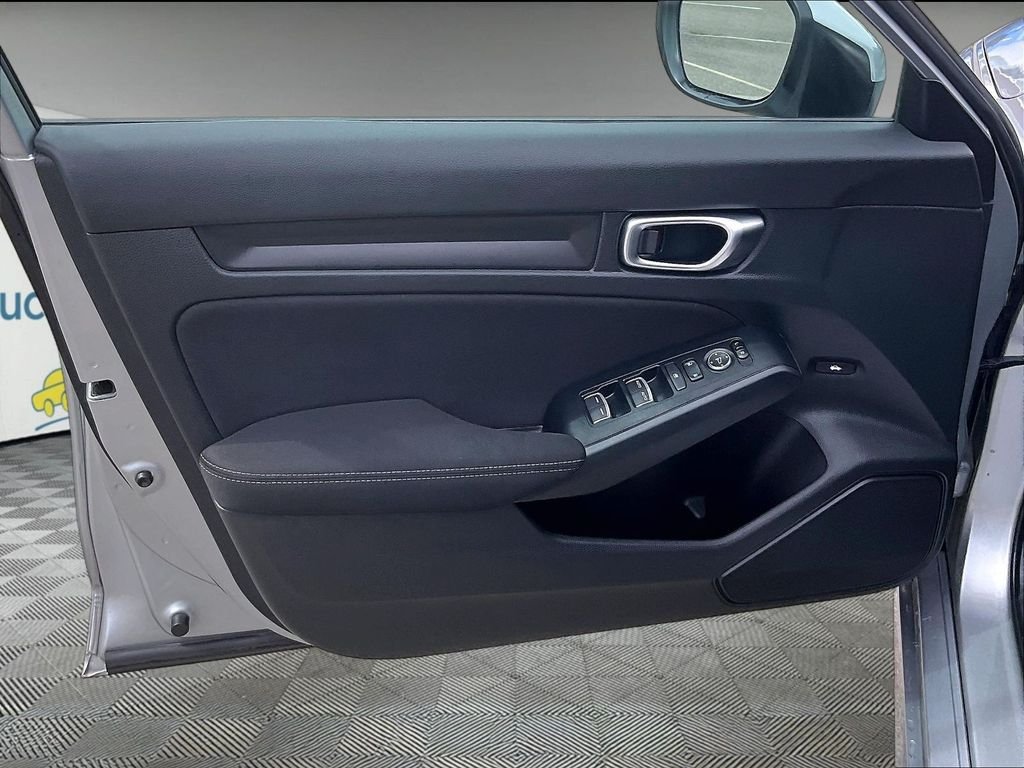 Used 2025 Honda Civic LX image 9
