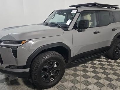 Used 2025 Lexus GX 550 w/ Accessory Package (32)