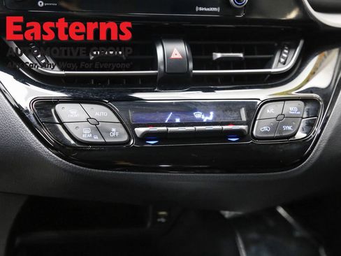 Used 2020 Toyota C-HR LE image 20