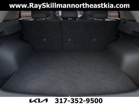 New 2025 Kia Niro EX Touring image 19