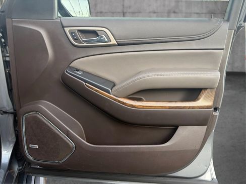 Used 2019 GMC Yukon XL Denali w/ Denali Ultimate Package AWD/4WD image 21