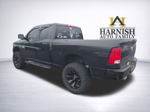 Used 2017 RAM 1500 Express RWD image 5