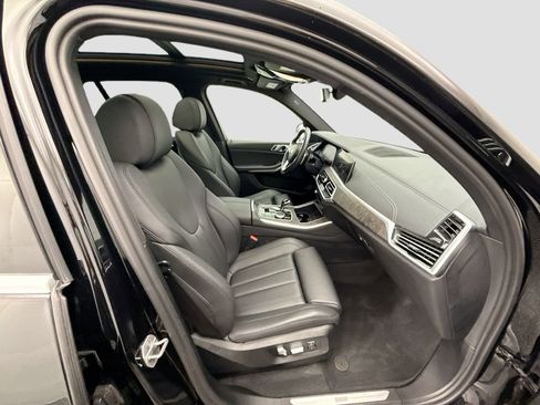 Used 2022 BMW X5 sDrive40i w/ Parking Assistance Package image 19
