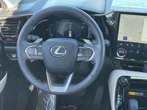 Used 2025 Lexus NX 300h AWD w/ Luxury Package image 13