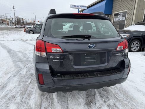 Used 2011 Subaru Outback 2.5i image 7