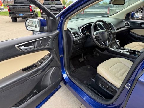 Used 2015 Ford Edge SEL w/ Equipment Group 201A AWD/4WD image 11