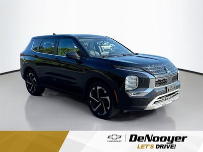 Used 2022 Mitsubishi Outlander SE