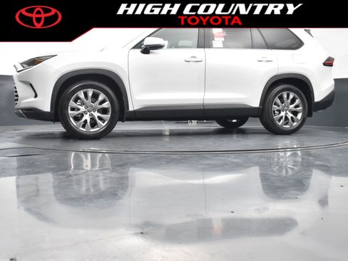 New 2026 Toyota Grand Highlander Limited image 37