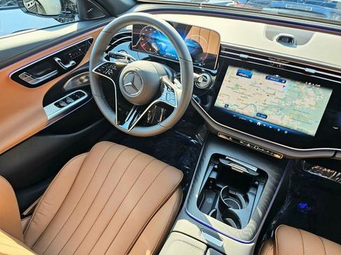 New 2026 Mercedes-Benz E 350 4MATIC Sedan image 27