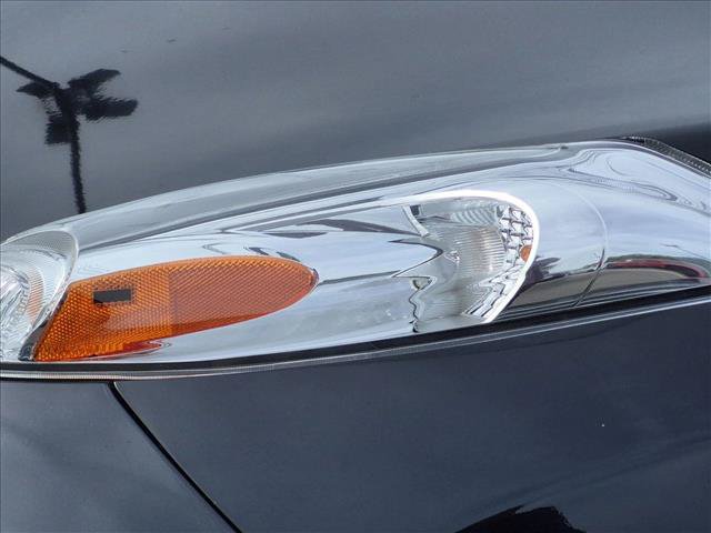 Used 2014 Nissan Juke SL w/ Premium Appearance Package FWD image 9