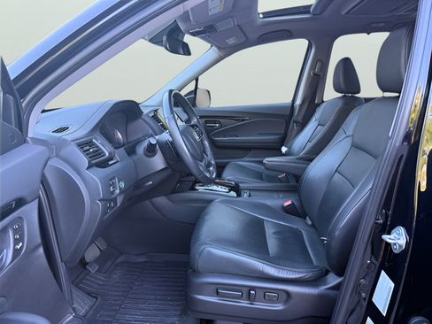 Used 2022 Honda Pilot Elite image 14