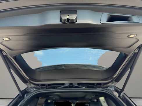 Used 2024 Jeep Grand Cherokee Limited 4xe image 10