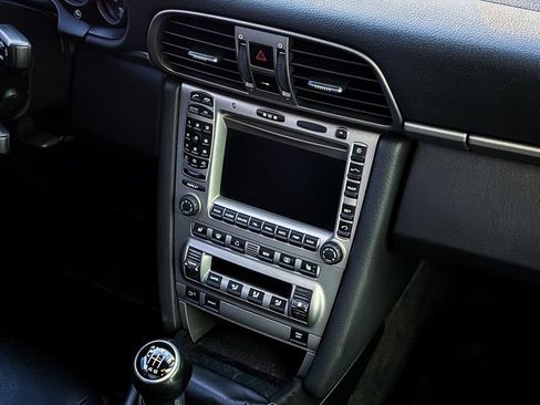 Used 2005 Porsche 911 Carrera image 25