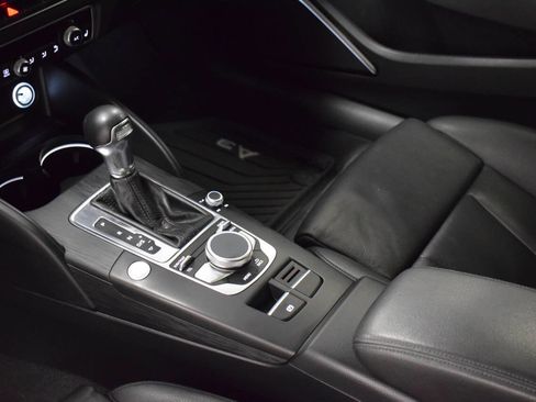 Used 2018 Audi A3 e-tron Premium Plus w/ Technology Package image 45