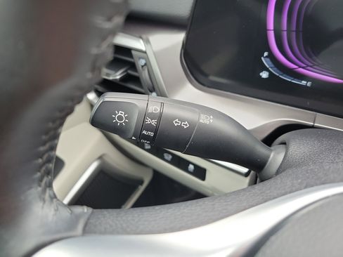 Certified 2025 Kia Telluride S image 31