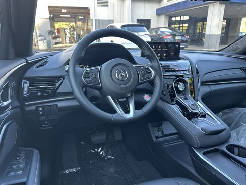 New 2025 Acura RDX SH-AWD image 15