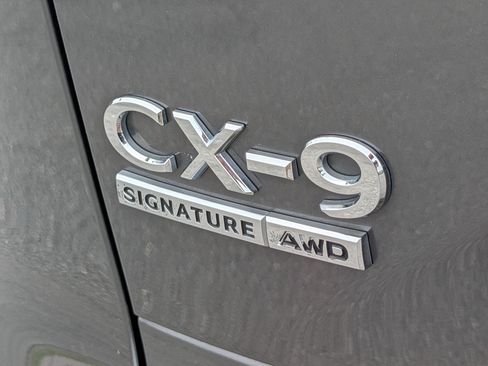 Used 2021 MAZDA CX-9 Signature AWD/4WD image 9