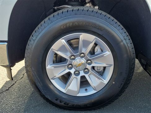 New 2026 Chevrolet Silverado 1500 LT image 26