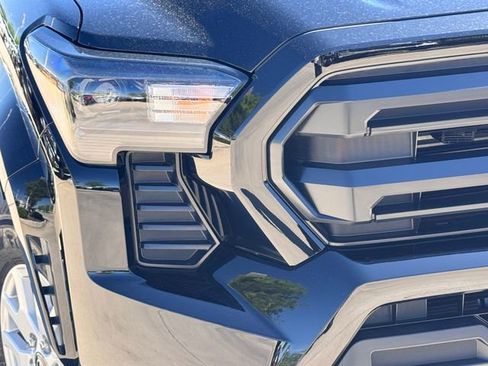 New 2026 Toyota Tacoma SR AWD/4WD image 3