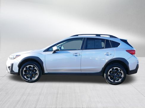 Used 2023 Subaru Crosstrek 2.0i Premium image 4